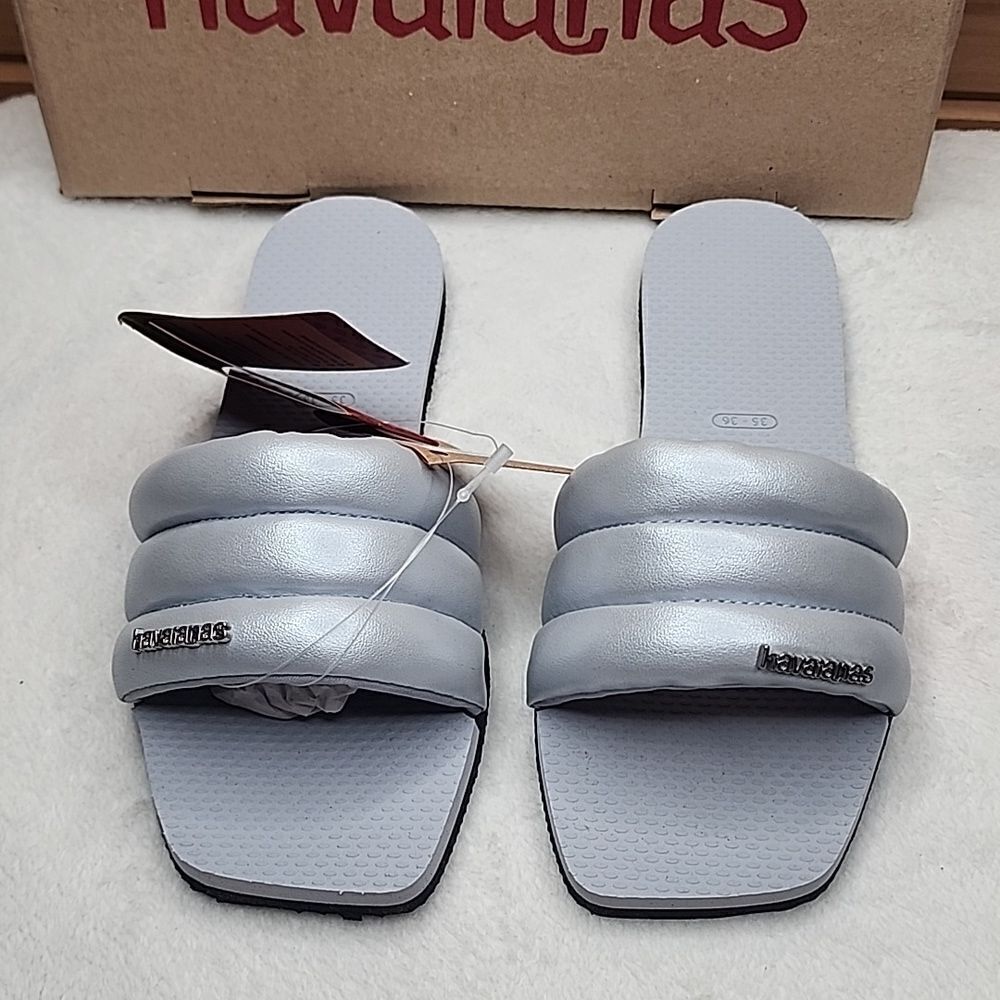 NWT Havaianas You Milan Metallic Sandals Size 6 Ice Grey